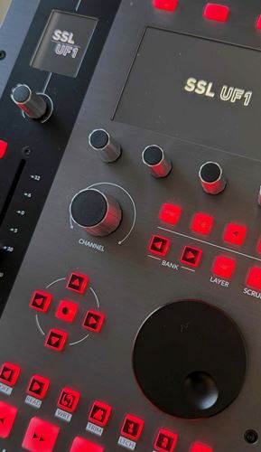 Ssl-UF1 DAW controller